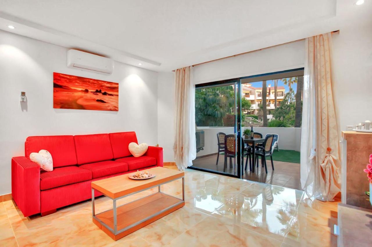 Apartment In Albatros Complex "Albaroa" サンミゲル・デ・アボナ エクステリア 写真