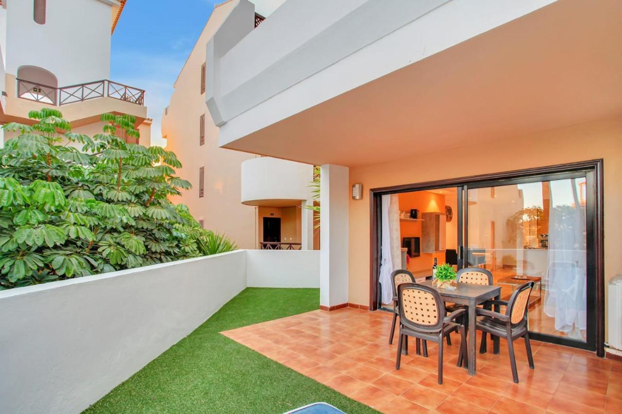 Apartment In Albatros Complex "Albaroa" サンミゲル・デ・アボナ エクステリア 写真