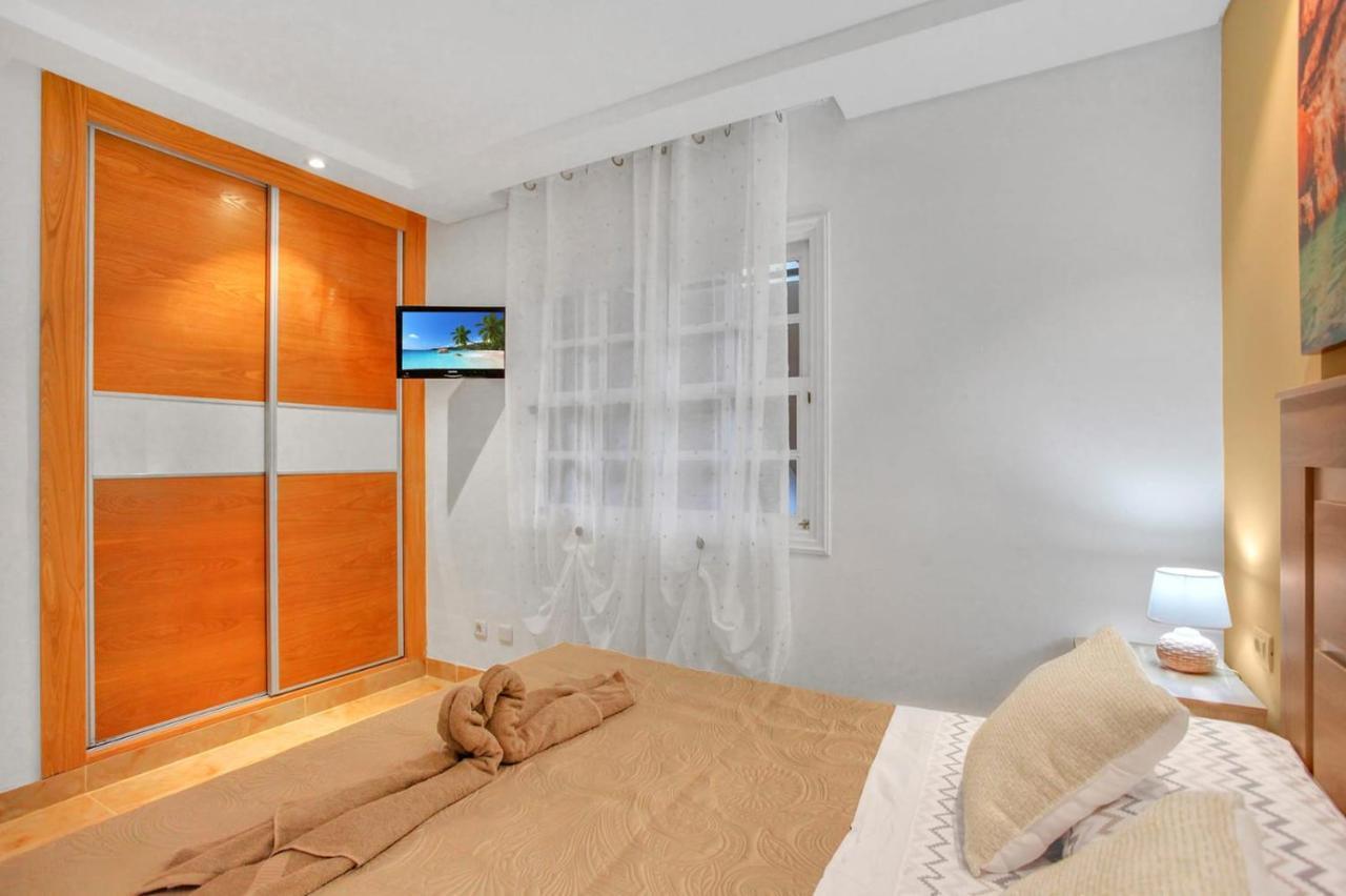 Apartment In Albatros Complex "Albaroa" サンミゲル・デ・アボナ エクステリア 写真